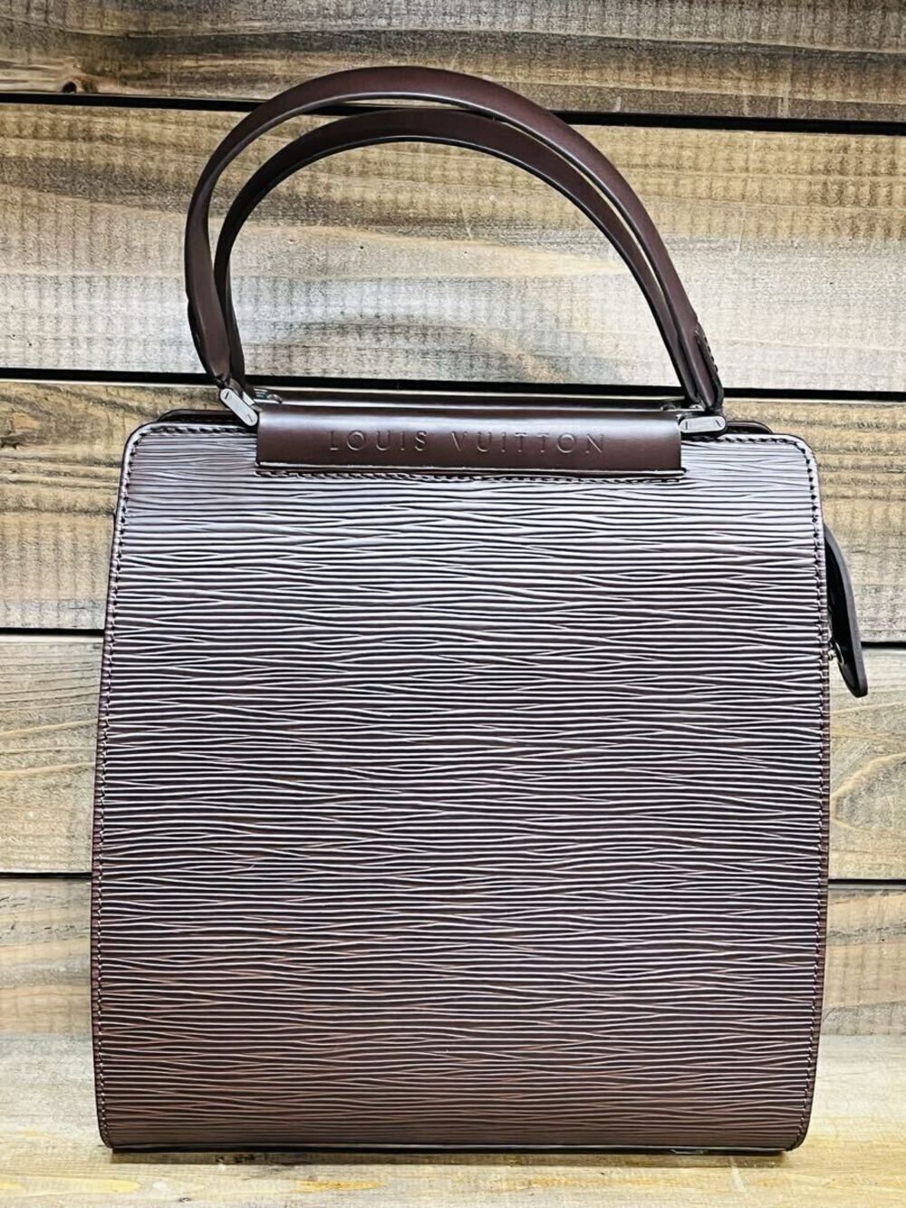 Louis Vuitton Epi Brown Handbag Side Cannot be Shipped Together